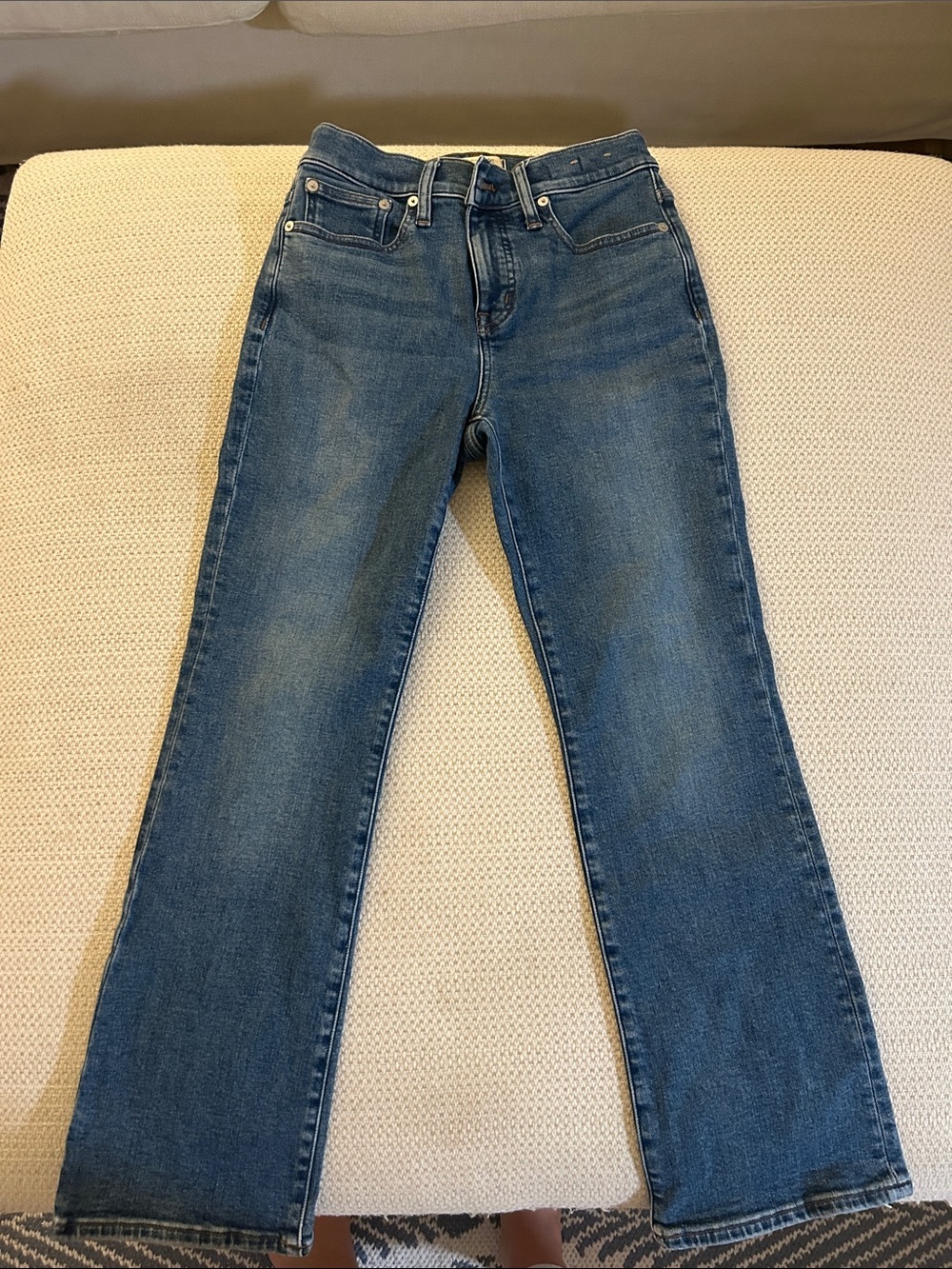 Madewell Mid-Rise Kick out crop Jeans